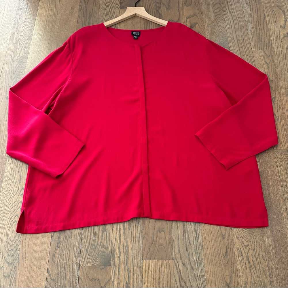 Eileen Fisher Woman Silk Crepe Round Neck Button Front Blouse in Red 2X - Picture 2 of 9